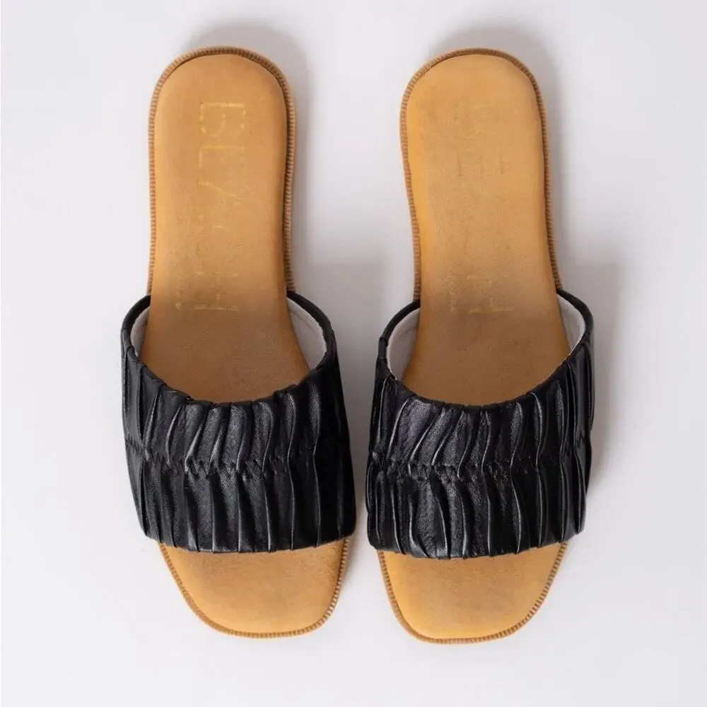 Matisse Viva Scrunchie Slide Sandals - Size 9 - Picture 5 of 7